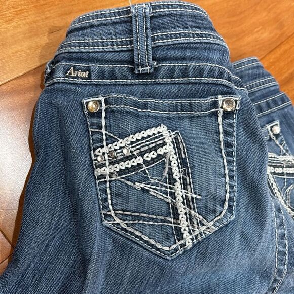 ARIAT Ruby Bootcut Jeans Low Rise Womens Bling Jeweled Embellished size 30L - Picture 10 of 12